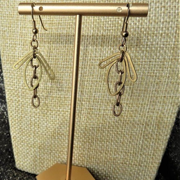 Blue and Gold Necklace and Earring Set...................225 - Picture 4 of 4